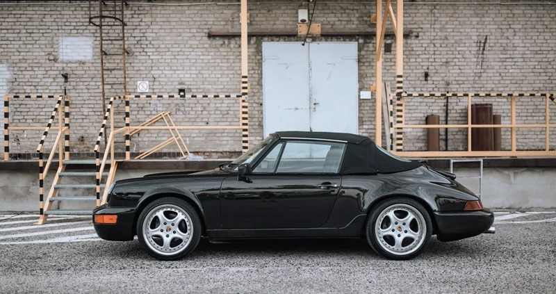Porsche 911 cena 290000 przebieg: 192000, rok produkcji 1982 z Kutno małe 596